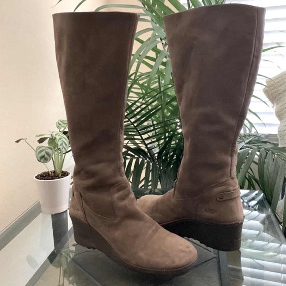 Keen Brown Over the Knee Boots